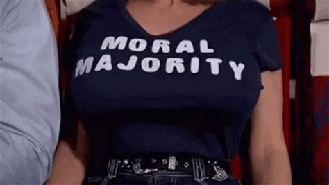 Bouncing Boobies GIFs .